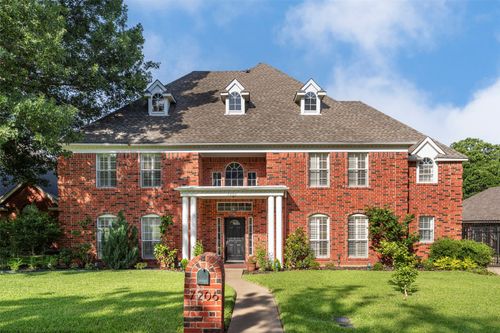 7206 Forestwind Ct, Arlington, TX, 76001-4850 | Card Image