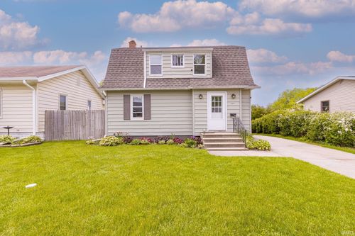 229 Manor Ave, Elkhart, IN, 46516-4450 | Card Image