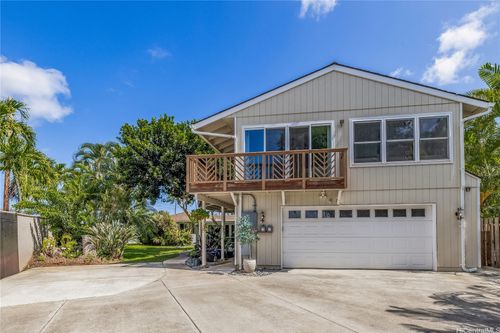 676 Mokapu Rd, Kailua, HI, 96734-1683 | Card Image
