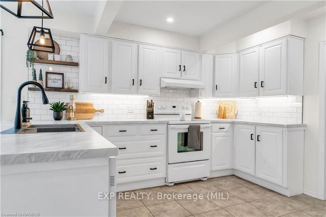 100 Hinks St, House other with 3 bedrooms, 0 bathrooms and 2 parking in Walkerton ON | Image 6