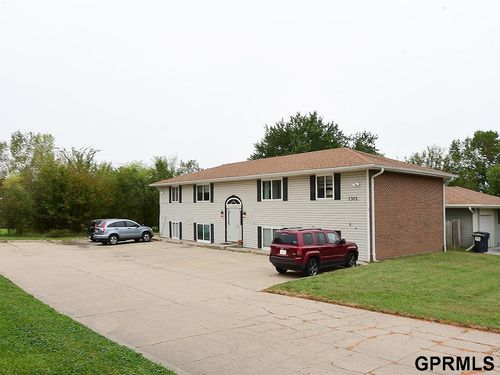 1301 Sw 10th Street, Lincoln, NE, 68522 | Card Image