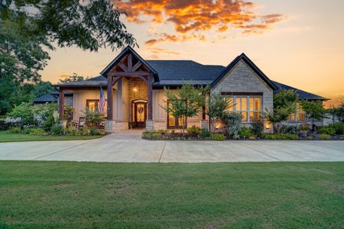 9403 King Air Dr, Granbury, TX, 76049-2038 | Card Image