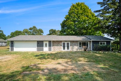 44714 County Road 352, House other with 3 bedrooms, 2 bathrooms and null parking in Decatur MI | Image 3