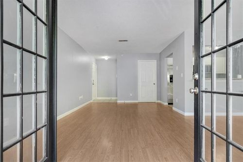 g-3599 Woodbriar Cir, Tucker, GA, 30084-5838 | Card Image