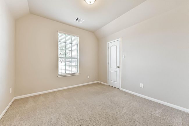 bedroom 2 in front of home | Image 28