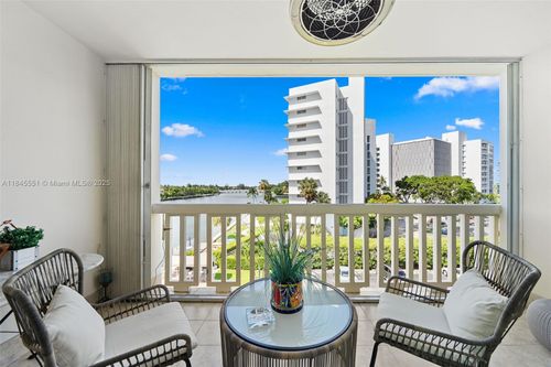 apt-4c-9111 E Bay Harbor Dr, Bay Harbor Islands, FL, 33154-2711 | Card Image