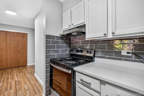 2281 S Vaughn Way, Aurora, CO, 80014-1378 | Card Image