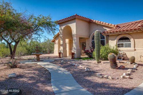 1170 W Panorama Ln, Tucson, AZ, 85704-2856 | Card Image
