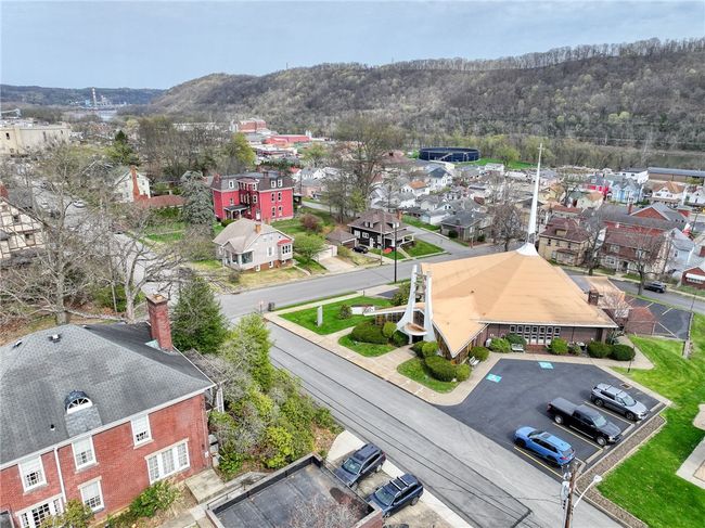 Ariel showing neighborhood | Image 40