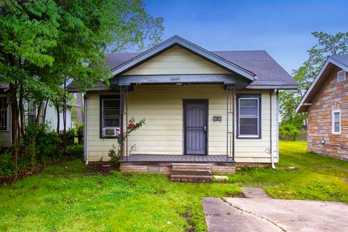 1303 Division St, North Little Rock, AR, 72114-4019 | Card Image