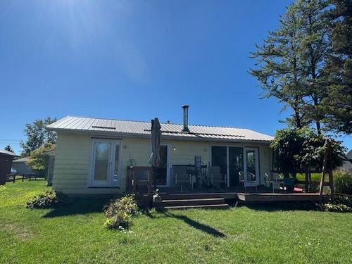 11396 Birch St, Chippewa Lake, MI, 49320-5240 | Card Image