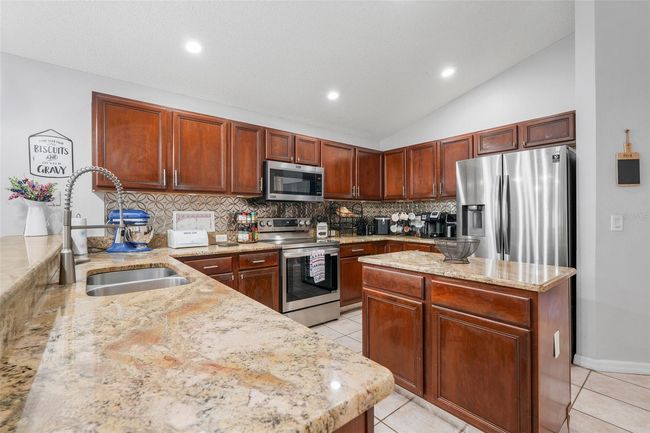 17428 Woodfair Dr, House other with 4 bedrooms, 2 bathrooms and null parking in CLERMONT FL | Image 22