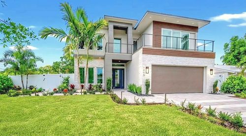 1805 Goldenrod St, SARASOTA, FL, 34239-5120 | Card Image