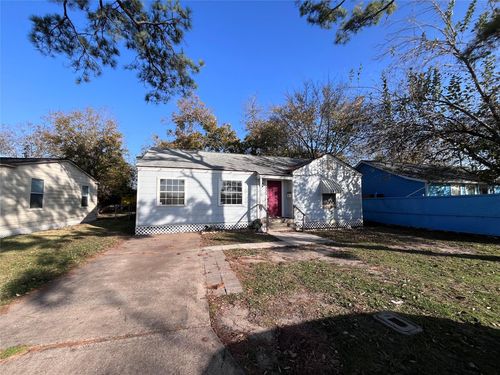 1331 15th St, Galena Park, TX, 77547-2419 | Card Image