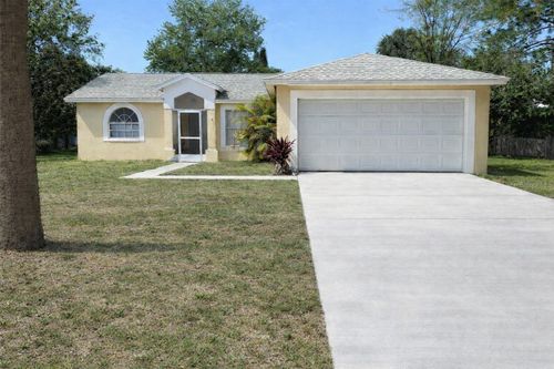 15640 Kensington Trl, Clermont, FL, 34711-8117 | Card Image