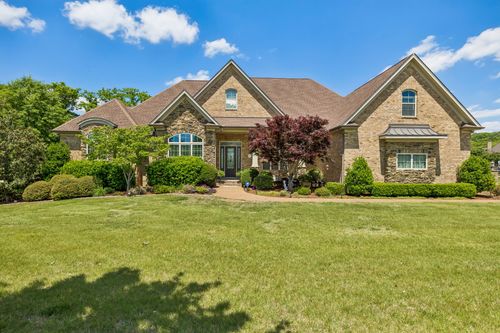 2534 Belle Brook Dr, Franklin, TN, 37067-8153 | Card Image