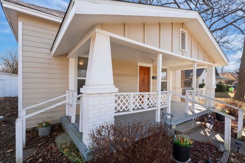 130 S Brown St, Vinita, OK, 74301-3411 | Card Image