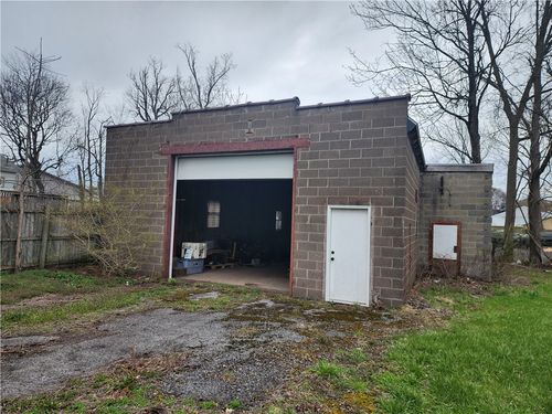 44 Jefferson Street, Auburn, NY, 13021 | Card Image