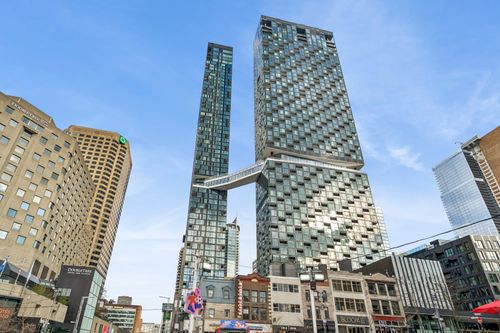 3910-1210 Rue Jeanne-Mance, Montréal, QC, H2X1M1 | Card Image