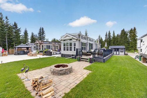 75-32351 Range Road 55, Sundre, AB, T0M1X0 | Card Image