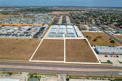 6902 S Staples Street, Corpus Christi, TX, 78414 | Card Image