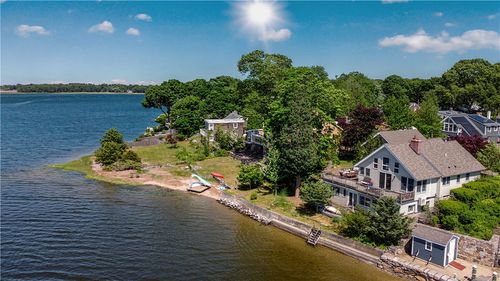 63 Teed Ave, Barrington, RI, 02806-2627 | Card Image