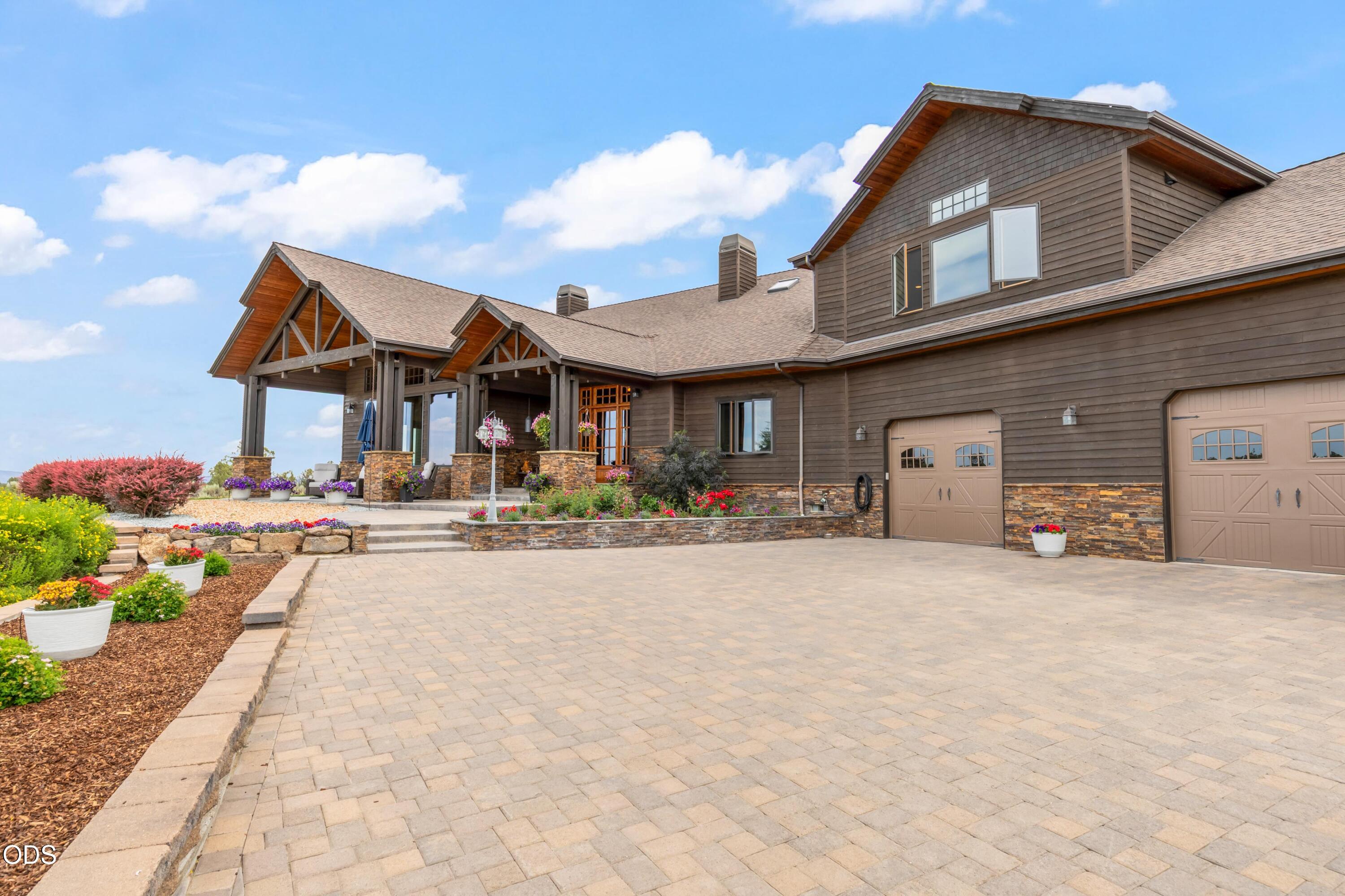 Residential in Powell Butte 4