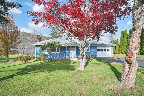 12 Mine Rd, Burlington, CT, 06013-2418 | Card Image