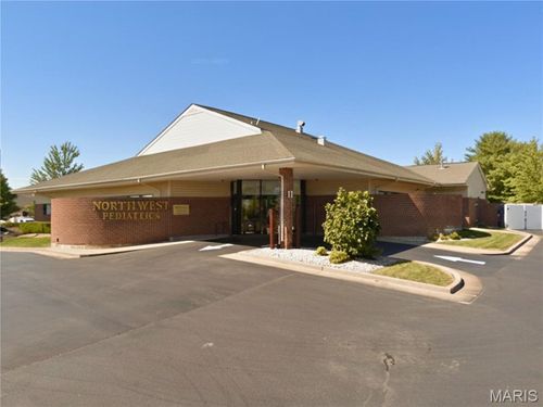 11 Garvey Parkway, St Charles, MO, 63303 | Card Image