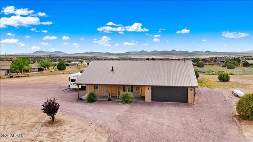 24720 N Rj Way, Paulden, AZ, 86334-3555 | Card Image