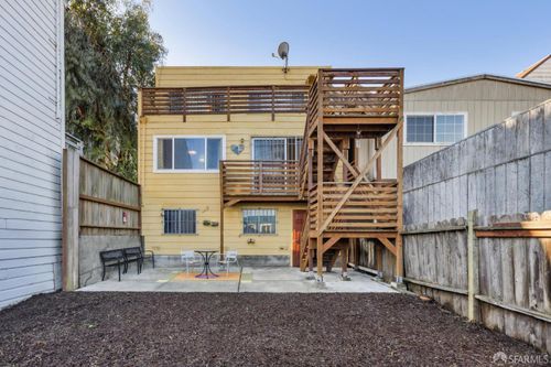 1740-1738 Oakdale Ave, San Francisco, CA, 94124-2327 | Card Image