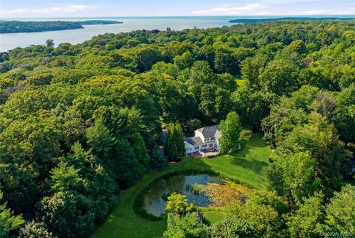54 Snake Hill Rd, Cold Spring Harbor, NY, 11724-1106 | Card Image