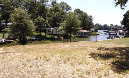 101 Camino Robles St, Gun Barrel City, TX, 75156-4296 | Card Image