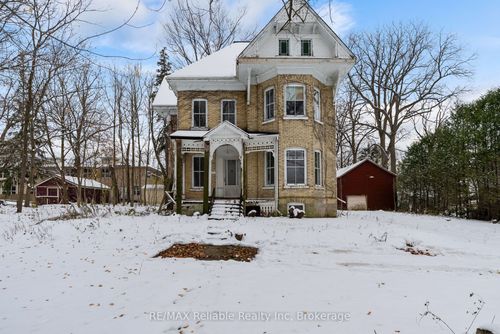 101 Centre St, Seaforth, ON, N0K | Card Image