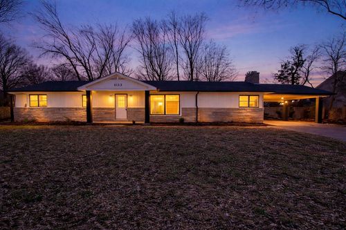 1133 Edgefield Way, Bowling Green, KY, 42104-4212 | Card Image