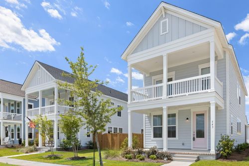 543 Rhythm St, Summerville, SC, 29486-5443 | Card Image