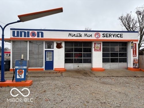 206 N Main St, Dunkirk, IN, 47336-1235 | Card Image