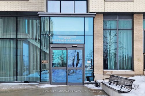 3207-1000 Portage Pky, Concord, ON, L4K0L1 | Card Image