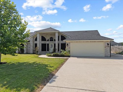 3337 Bridgette Lane, Mont Belvieu, TX, 77523 | Card Image
