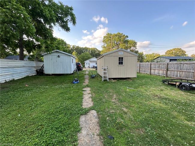 2814 Triangle Lake Rd, House other with 2 bedrooms, 1 bathrooms and null parking in High Point NC | Image 4