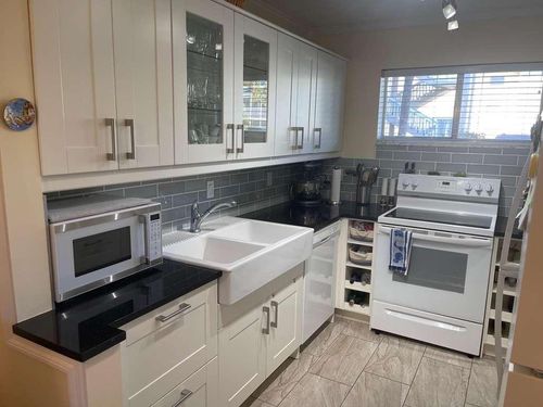 108-2566 Garden Dr S, Lake Worth, FL, 33461-6272 | Card Image