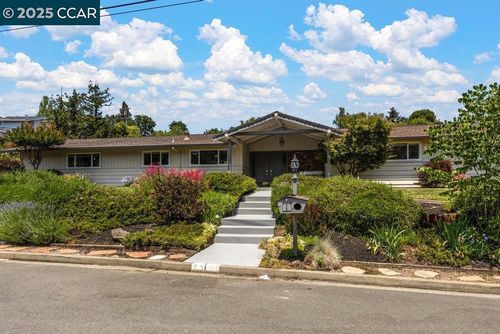 1 Aspinwall Ct, Orinda, CA, 94563-4343 | Card Image