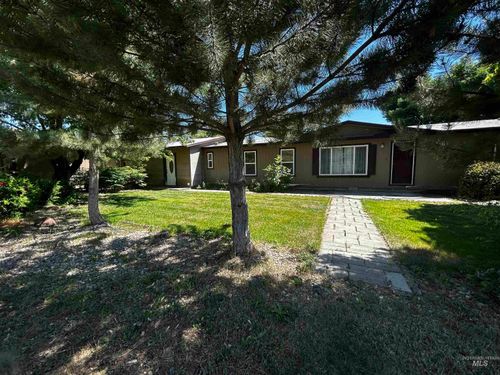 53 Johnnie Ln, Horseshoe Bend, ID, 83629 | Card Image
