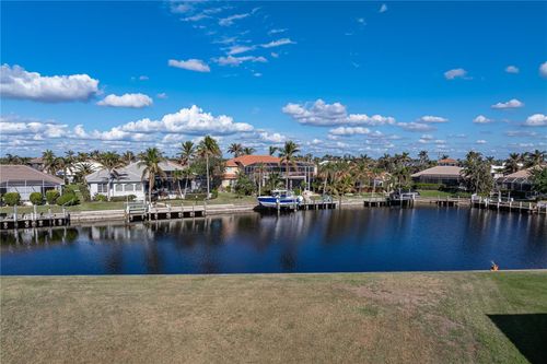 600 Candia Ct, PUNTA GORDA, FL, 33950-7828 | Card Image