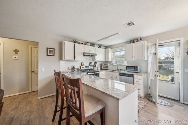 65663 336 Rd, House other with 3 bedrooms, 2 bathrooms and null parking in Chouteau OK | Image 8