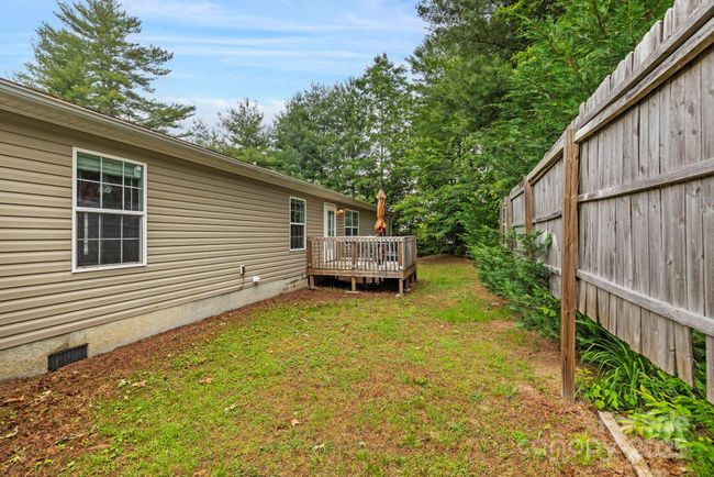 Back of house/Back Porch | Image 24