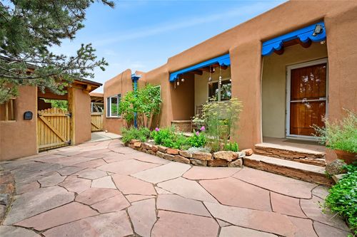 129 Solana Dr, Santa Fe, NM, 87501-1654 | Card Image