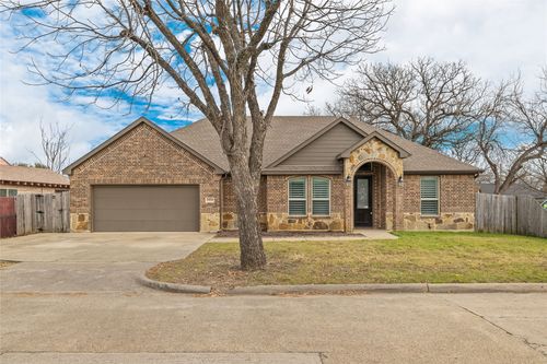 2434 Avenue A, Grand Prairie, TX, 75051-5517 | Card Image