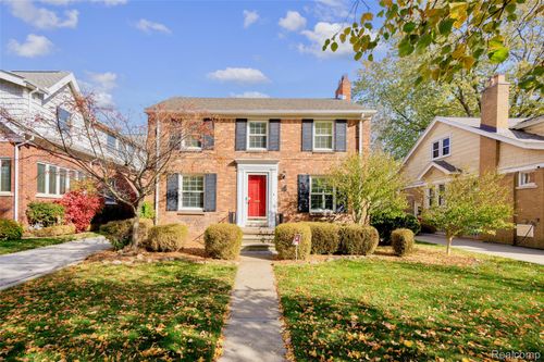 872 University Pl, Grosse Pointe, MI, 48230-1265 | Card Image