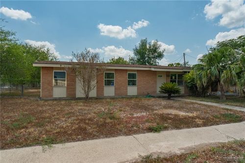 861 Sombra Street, San Benito, TX, 78586 | Card Image